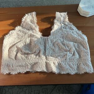 Aerie Eyelash Lace Plunge Bralette size XXL in Soft Satin